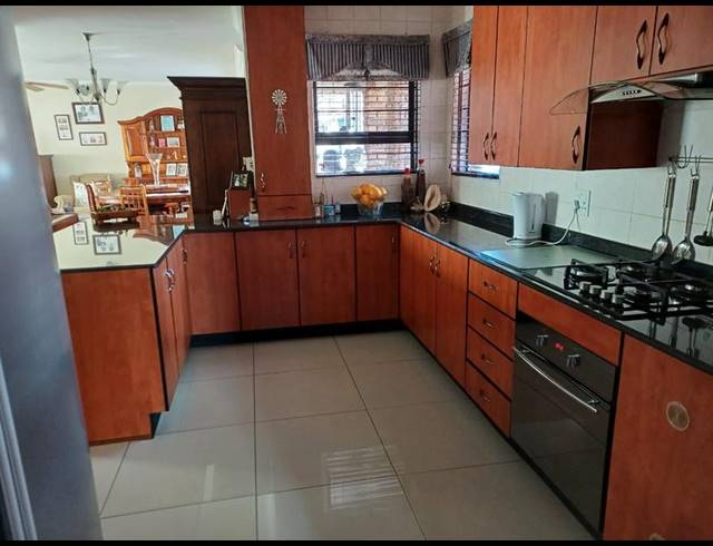 3 BEDROOM CLUSTER FOR SALE IN WITFIELD